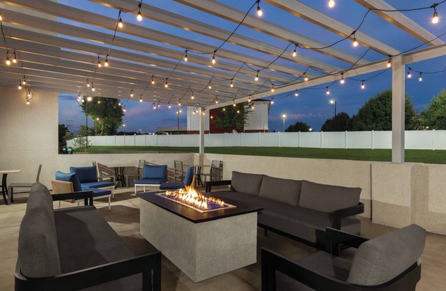 Holiday Inn Express and Suites Bessemer Birmingham SW by IHG