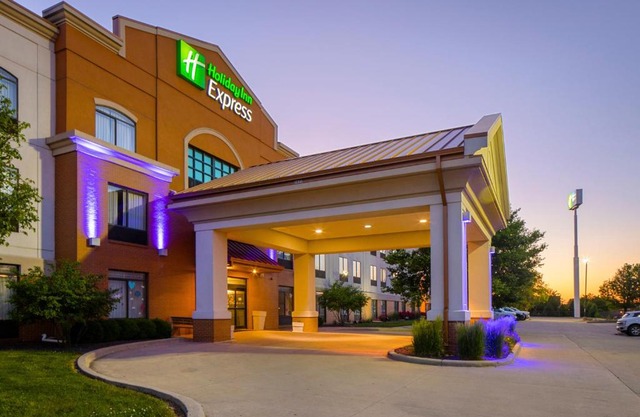 Holiday Inn Express Bloomington West by IHG