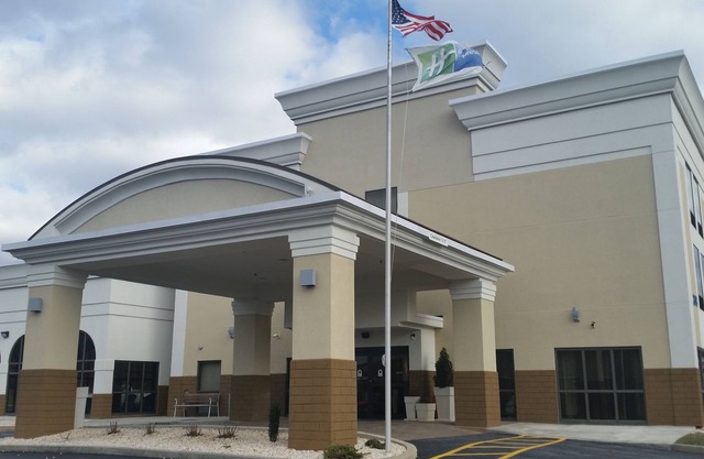 Holiday Inn Express Edgewood-Aberdeen-Bel Air by IHG