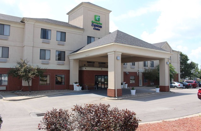 Holiday Inn Express Kansas City-Liberty by IHG