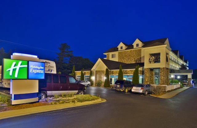 Holiday Inn Express Mackinaw City by IHG