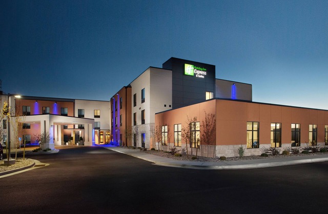 Holiday Inn Express & Suites Pocatello by IHG