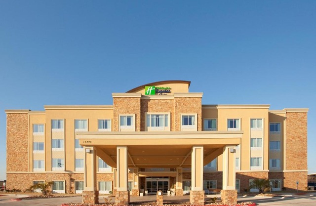 Holiday Inn Express & Suites Austin South-Buda by IHG