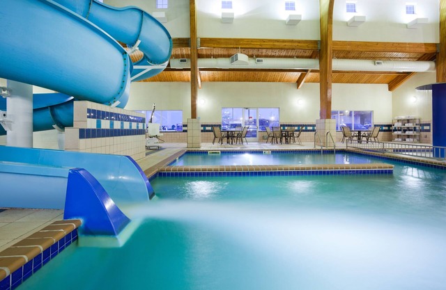 Holiday Inn Express & Suites Aberdeen by IHG