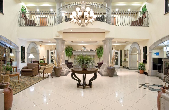 Holiday Inn Express & Suites Tucson Mall by IHG