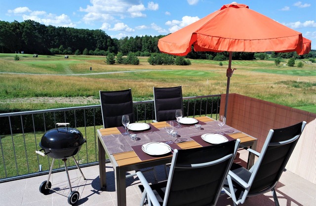 Holidays at a golf place, near of Schlosspark and riding stable - apartment