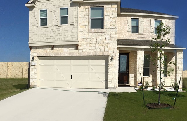 Home 3600 SQFT - sleeps 11 people very comfortably
