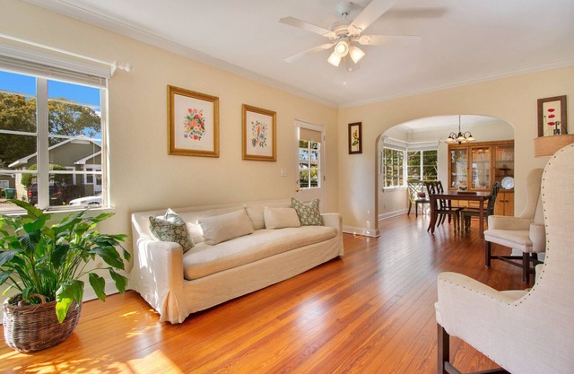 Home away from home in the heart of charming Winter Park!