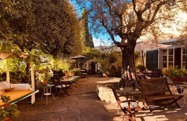 Home Away From Home with Enchanting Structure