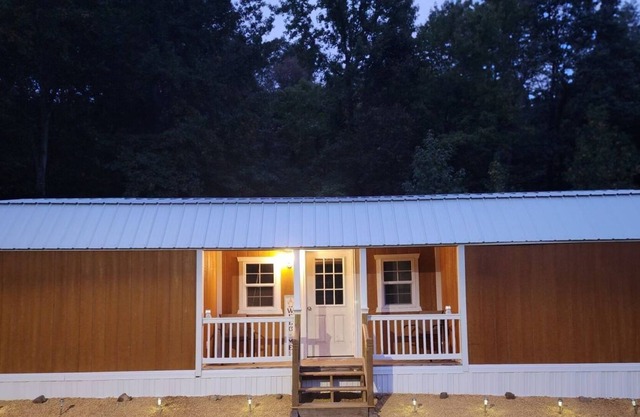 Home in the Bluff