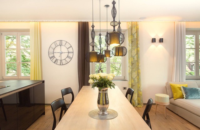 Home Sweet Home – Designer Living with Cozy Touch