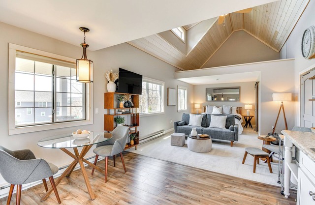 Home w/Lake Views on Finger Lakes Wine Trail