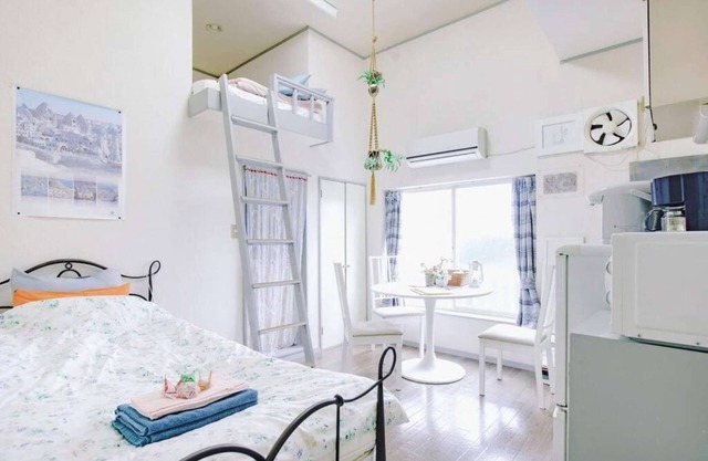 Home WIFI & Compact & Tranquil Apt with LOFT!