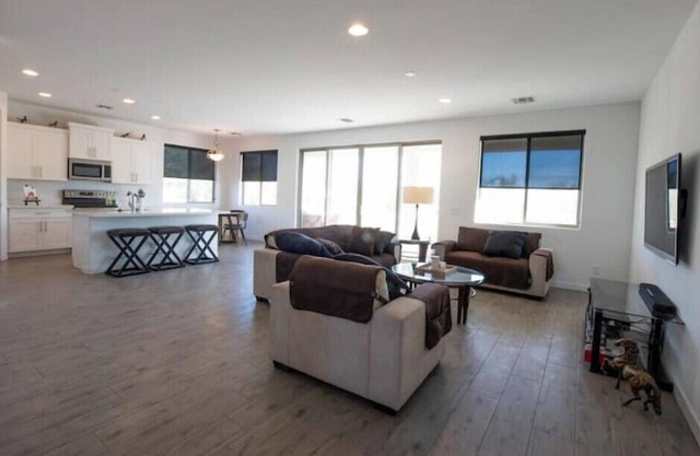 Home with Four Peaks and Mountain views just outside Tonto National Forest n