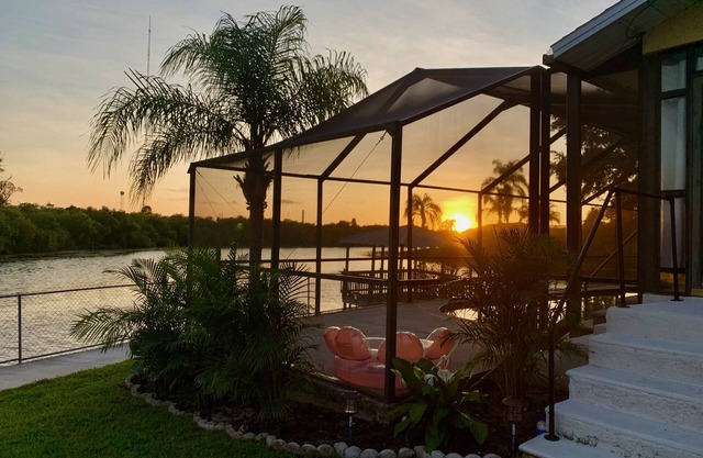 Home with view/heated pool by solar panels