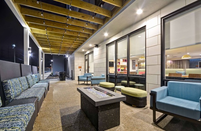 Home2 Suites by Hilton Columbus Airport East Broad