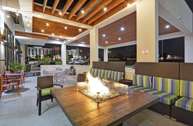 Home2 Suites by Hilton Dallas DeSoto