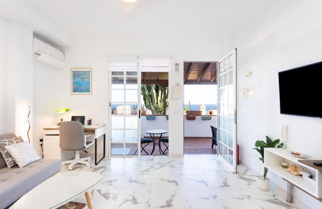 Home2Book Sea Breeze Apartment, Pool & Terrace