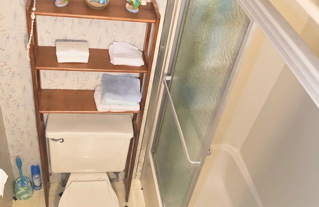 HomeAway From Home Cute Park Model.