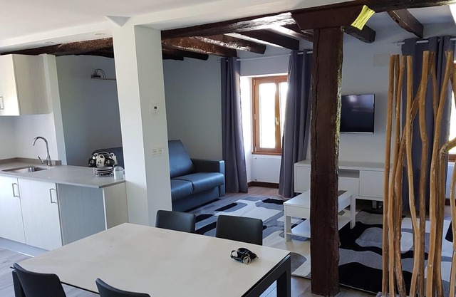 Homerez - Amazing appartement for 4 ppl. with terrace at Sare