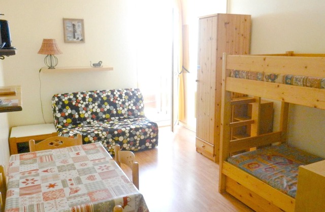 Homerez - Amazing studio 1 km away from the slopes for 4 ppl. with shared pool