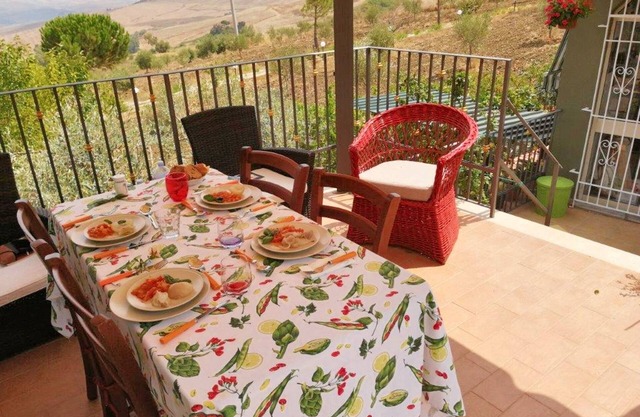Homerez - Apt. in Lercara Friddi