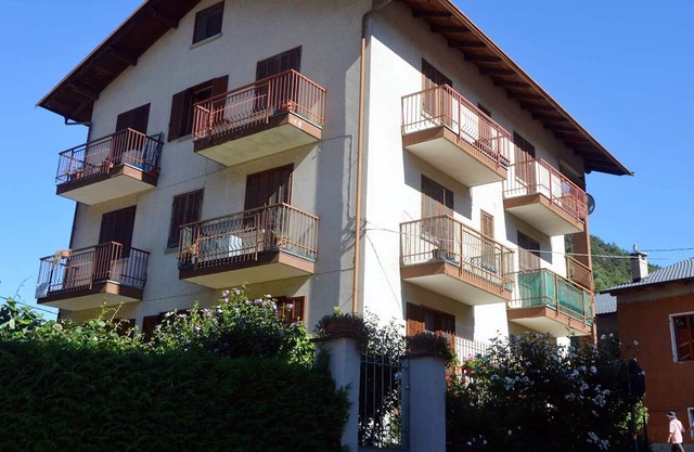 Homerez - Beautiful apartement for 4 ppl. with balcony at Monterosso Grana