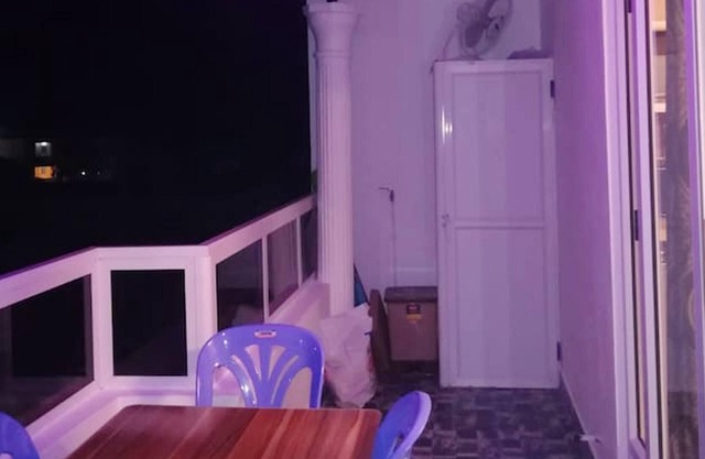 Homerez - Beautiful appartement 1 km away from the beach for 6 ppl. at Mahébourg