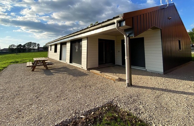 Homerez - Big house for 9 ppl. with terrace at Cerniébaud
