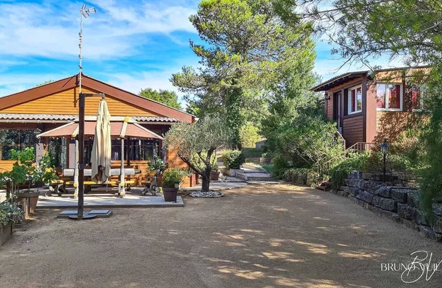 Homerez - Chalets + pool in Ventenac-Cabardès