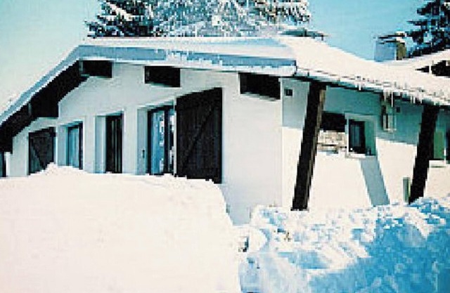 Homerez - Charming Chalet in Métabief with Mountain Views