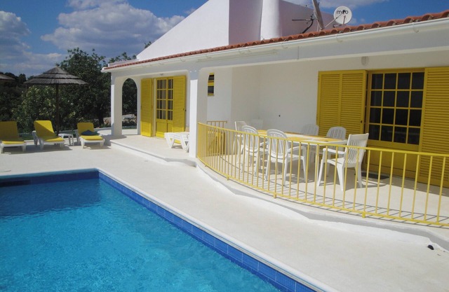 Homerez - Elegant Villa in Tunes with Private Pool