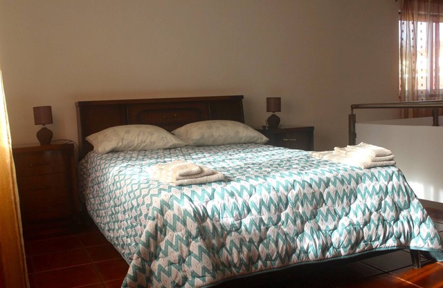 Homerez - House 1 km away from the beach for 4 ppl. at São Mateus da Calheta