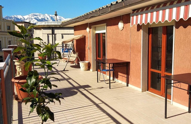 Homerez - Nice appartement 12 km away from the beach for 8 ppl. at Orsogna