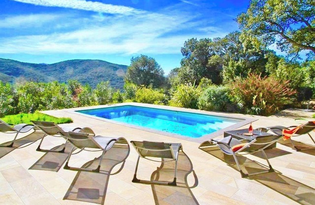 Homerez - Spacious Villa in Farinole with Private Pool