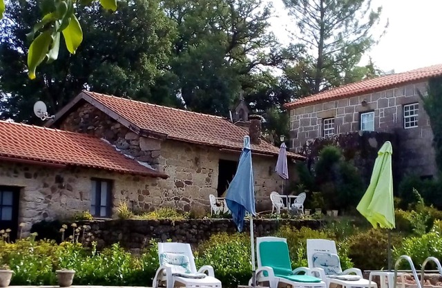 Homerez - Villa for 6 ppl. with swimming-pool, garden and terrace at Basto