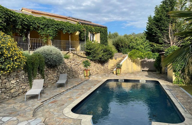 Homerez - Villa in Anduze with Pool