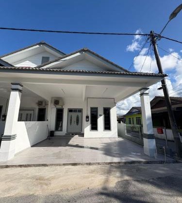 Homestay Ayuni