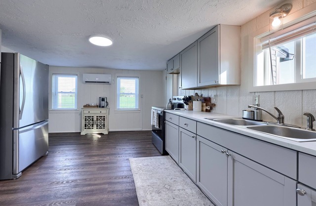 Homestead Haven sleeps 6