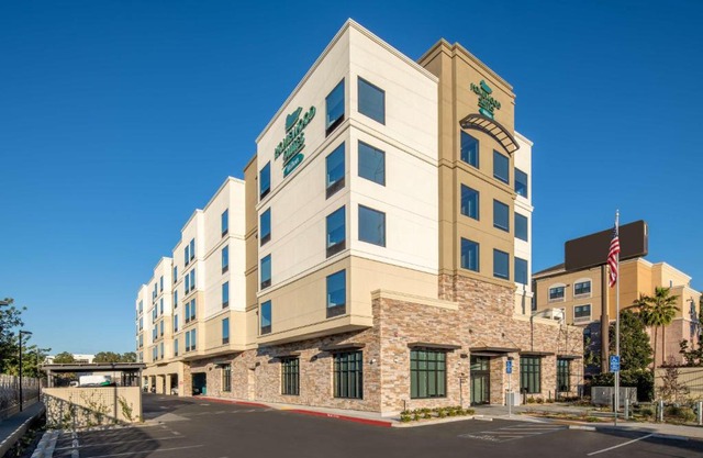 Homewood Suites By Hilton Belmont