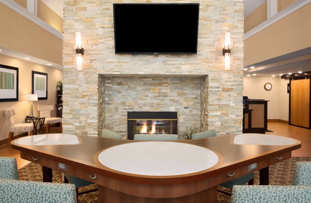 Homewood Suites Toledo Maumee