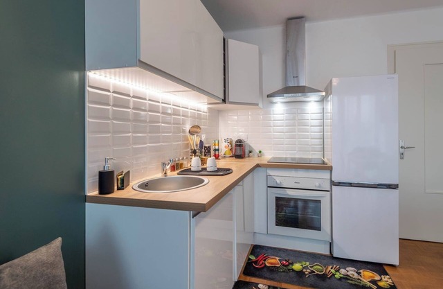 Homey Lotus - Near train station/Private balcony