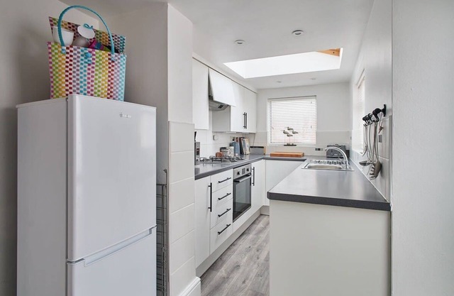 Host & Stay | King Edward Terrace