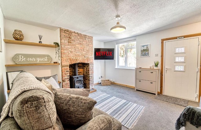 Host & Stay - London Road Cottage