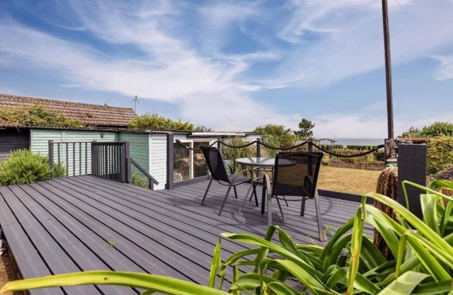 Host & Stay | Seaview