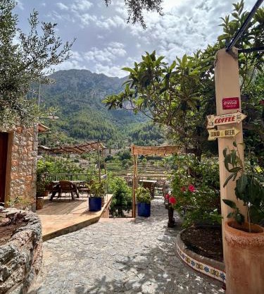 Hostal Villa Verde-Adults Only