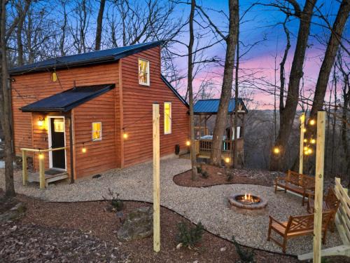 Hot tub, fireplace, fire pit, pool table, grill, EV, pets, HOA lake