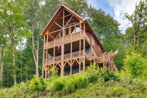 Hot Tub, Game Room and Views Mars Hill Mtn Retreat!