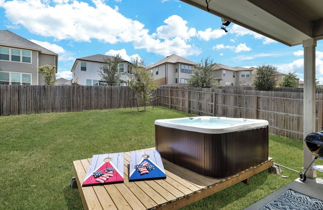 Hot Tub Getaway | Game Room Office Yard BBQ WiFi