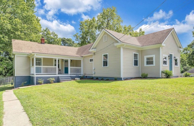 Hot Tub Haven 4 Bedroom Home